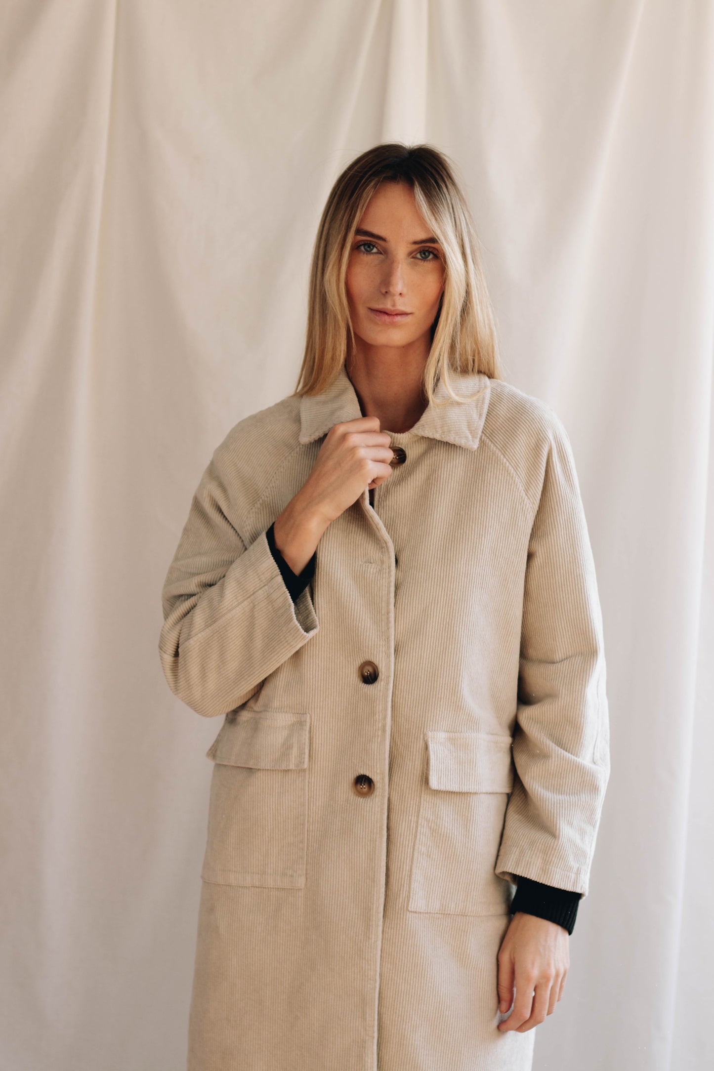 CHAQUETA PANA BEIGE