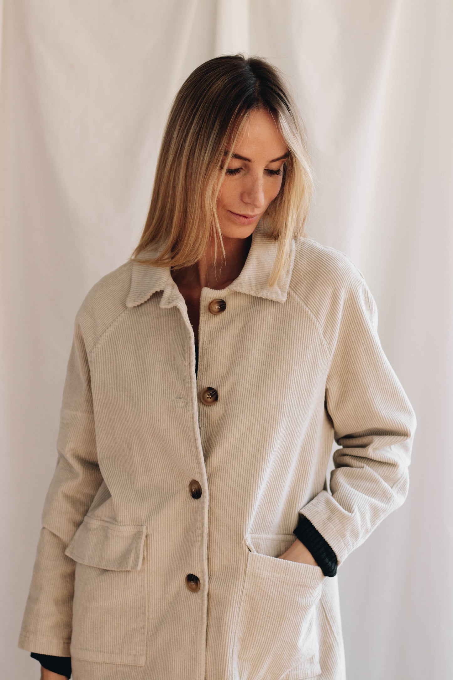 CHAQUETA PANA BEIGE